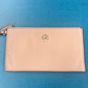 Michael Kors wristlet